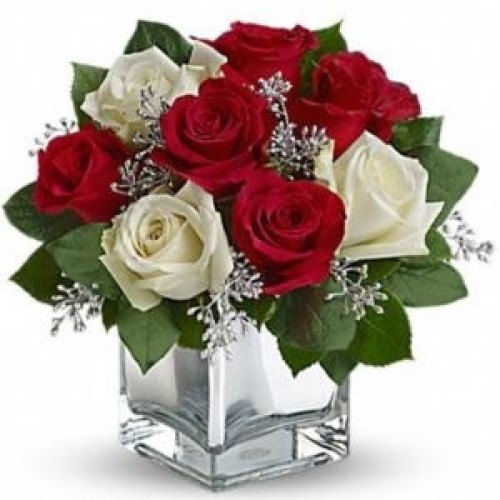 Red and white roses cube arrangement